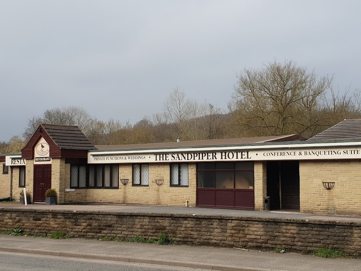 Sandpiper Hotel & Restaurant